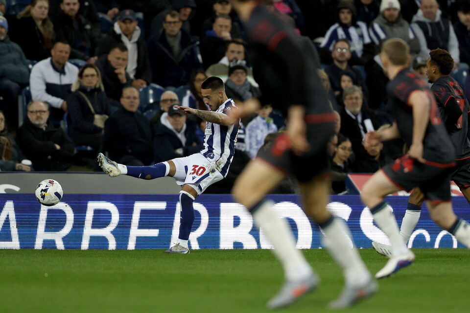 Danny Imray delivers a cross against Millwall