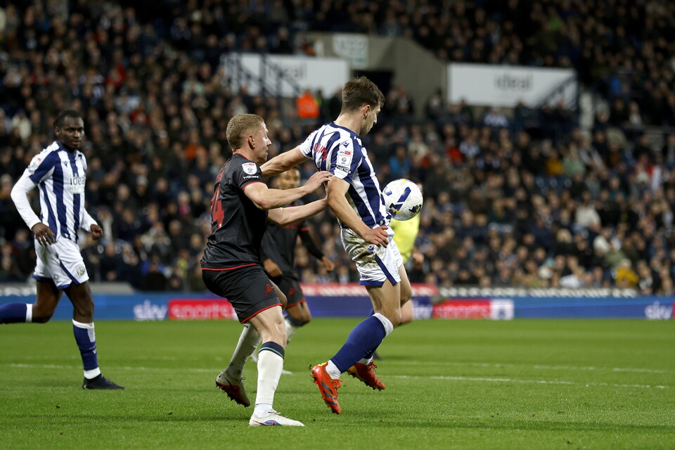 Jayson Molumby against Millwall