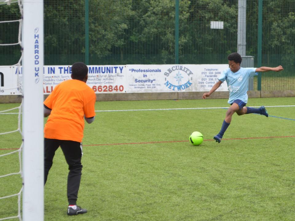 Premier League Kicks