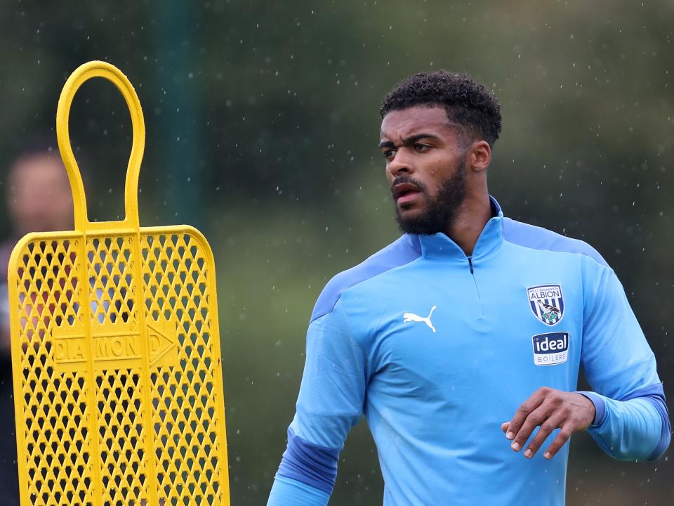 Darnell Furlong in training