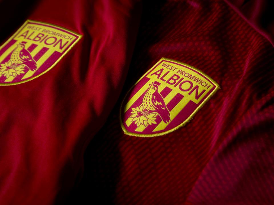 Red & Yellow Trainingwear