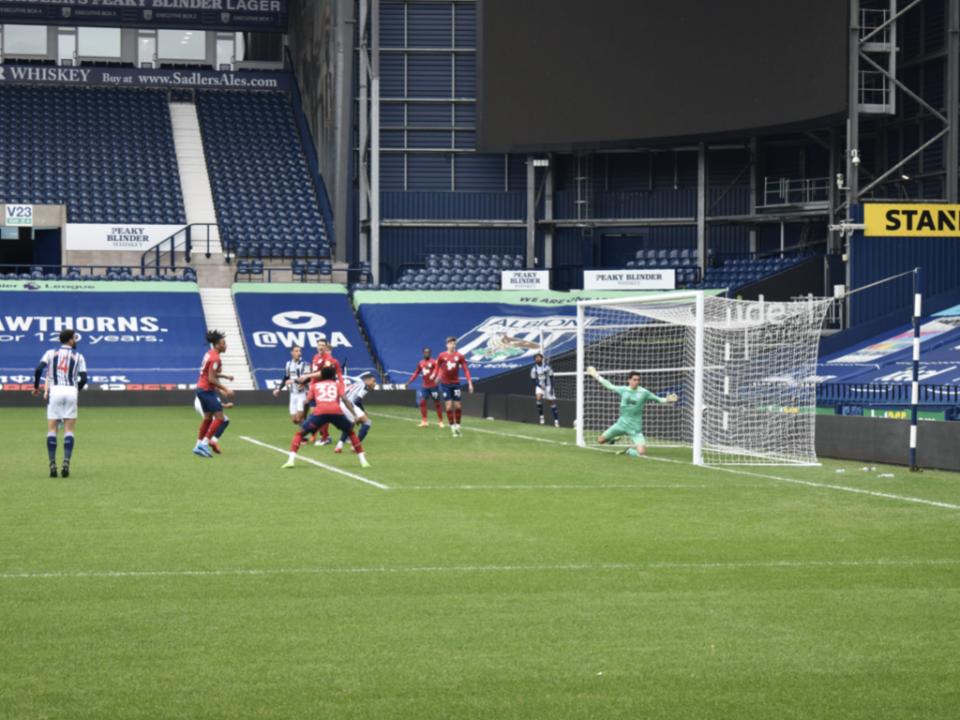 Albion enjoy Hawthorns workout against Huddersfield