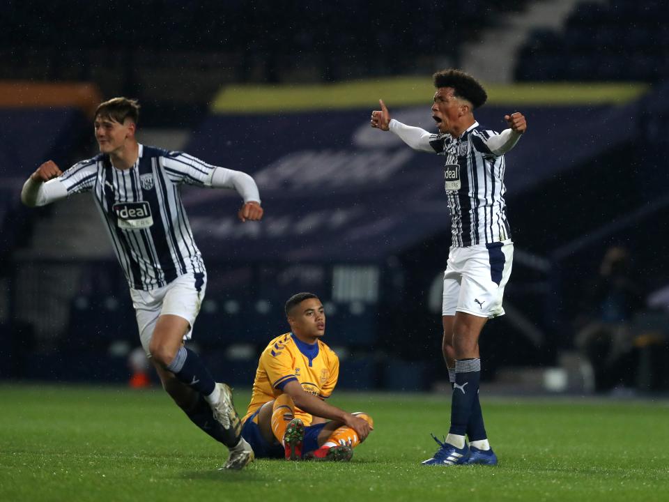 FA Youth Cup v Everton
