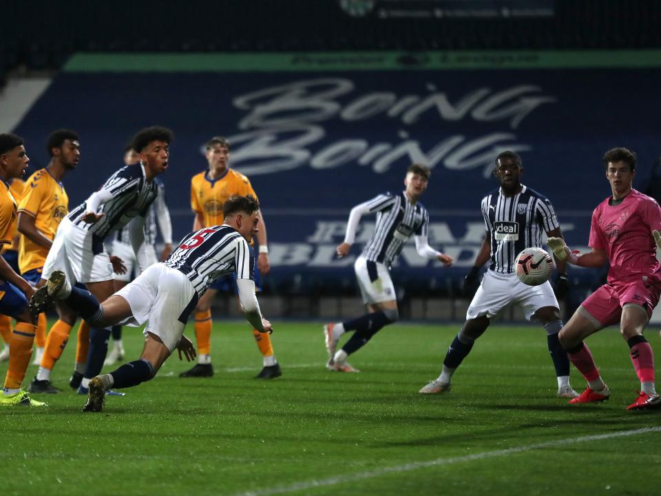 FA Youth Cup v Everton