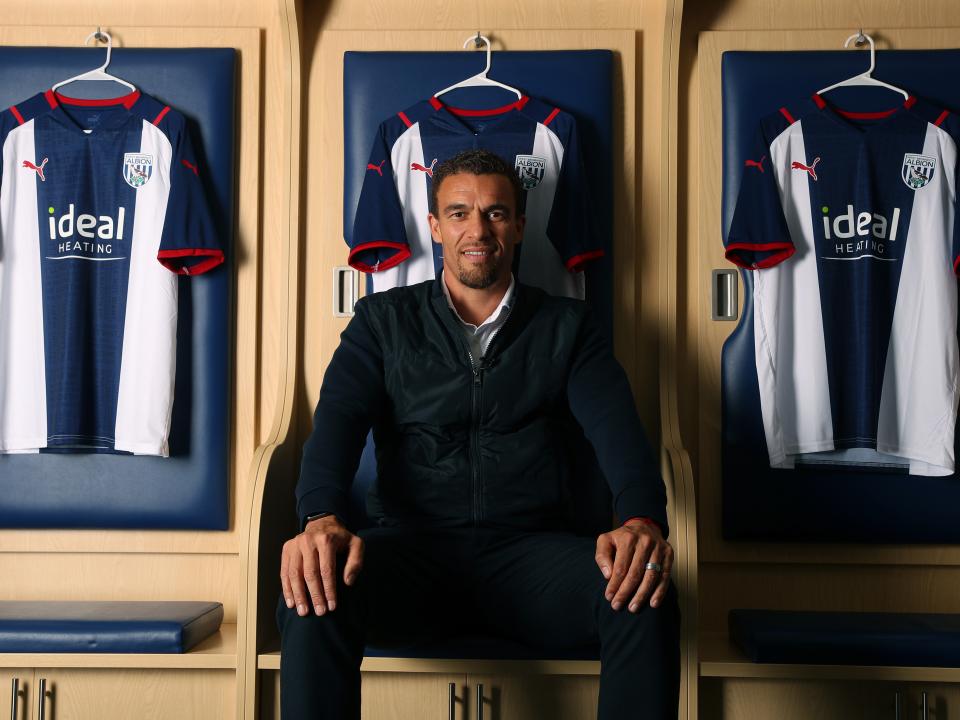 Valérien Ismaël dressing room