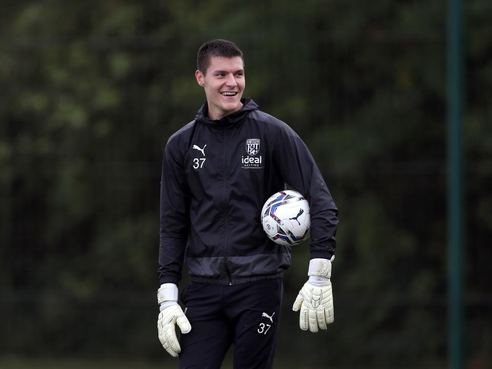 Goalkeeper Ted Cann has joined AFC Telford United on a one-month loan