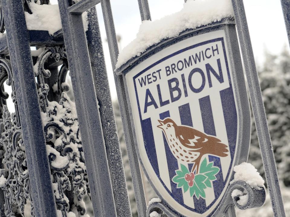Hawthorns snow