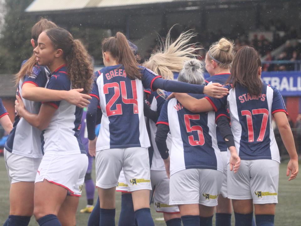 Albion Women secured their spot in the Birmingham County Cup final with an emphatic 4-0 win against Stourbridge on Sunday