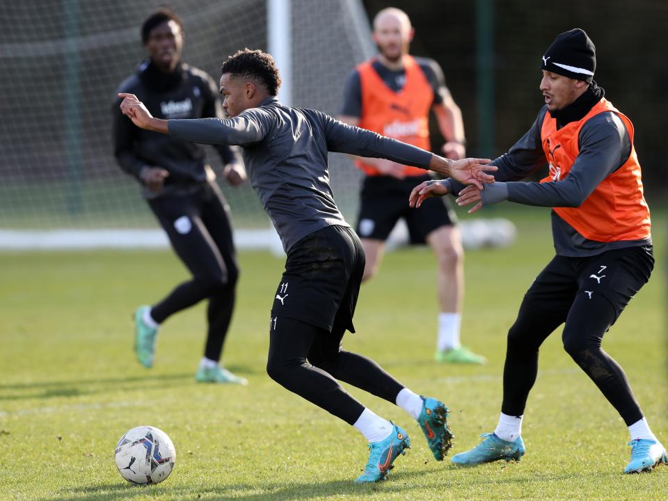 Sheff Utd training 15