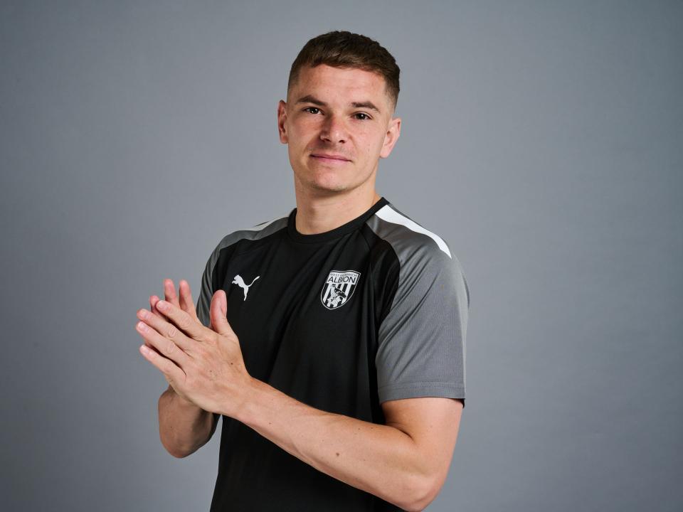 22/23 Trainingwear Range