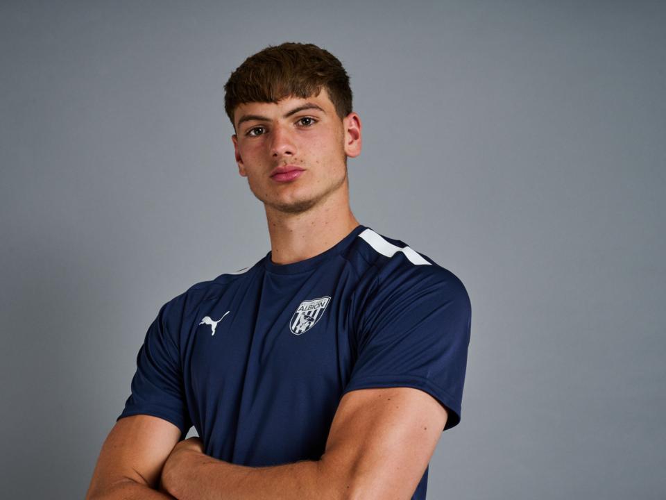 22/23 Trainingwear Range