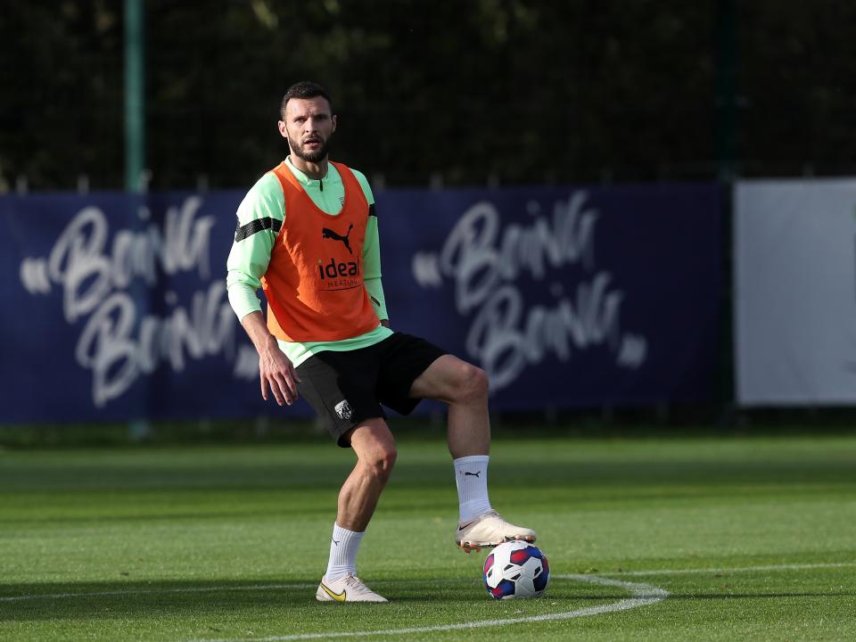 Carlos Corberán takes his first training session as Albion boss.