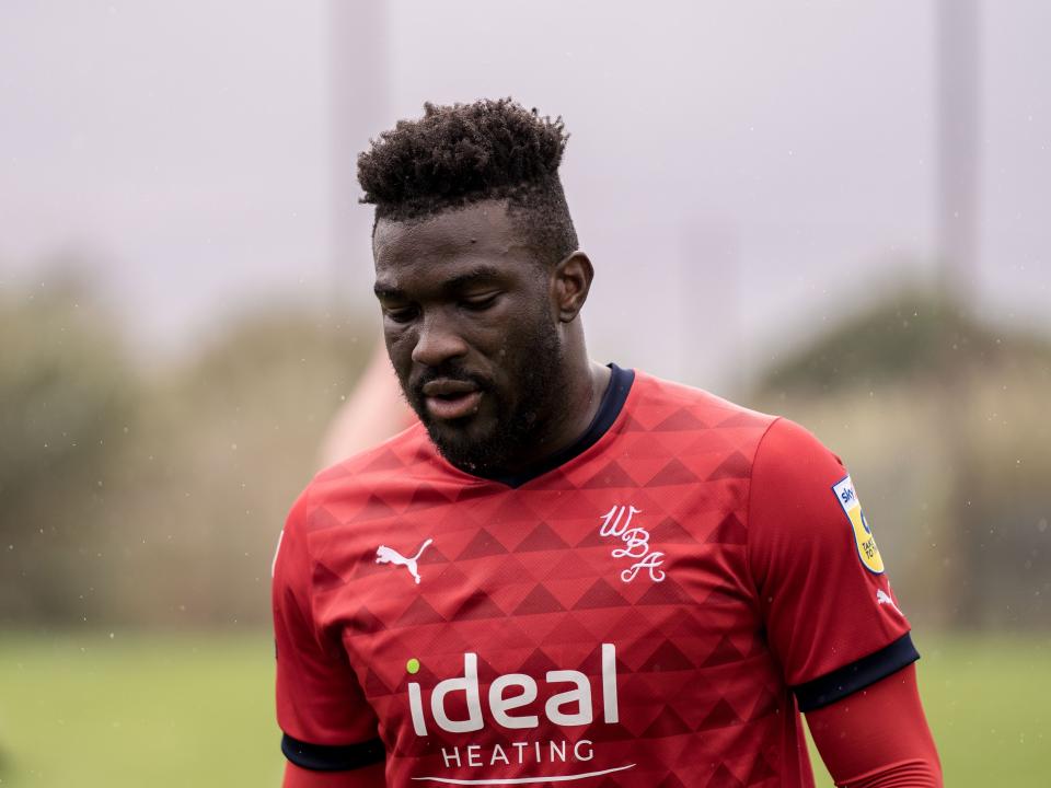 Elche CF v Albion 16