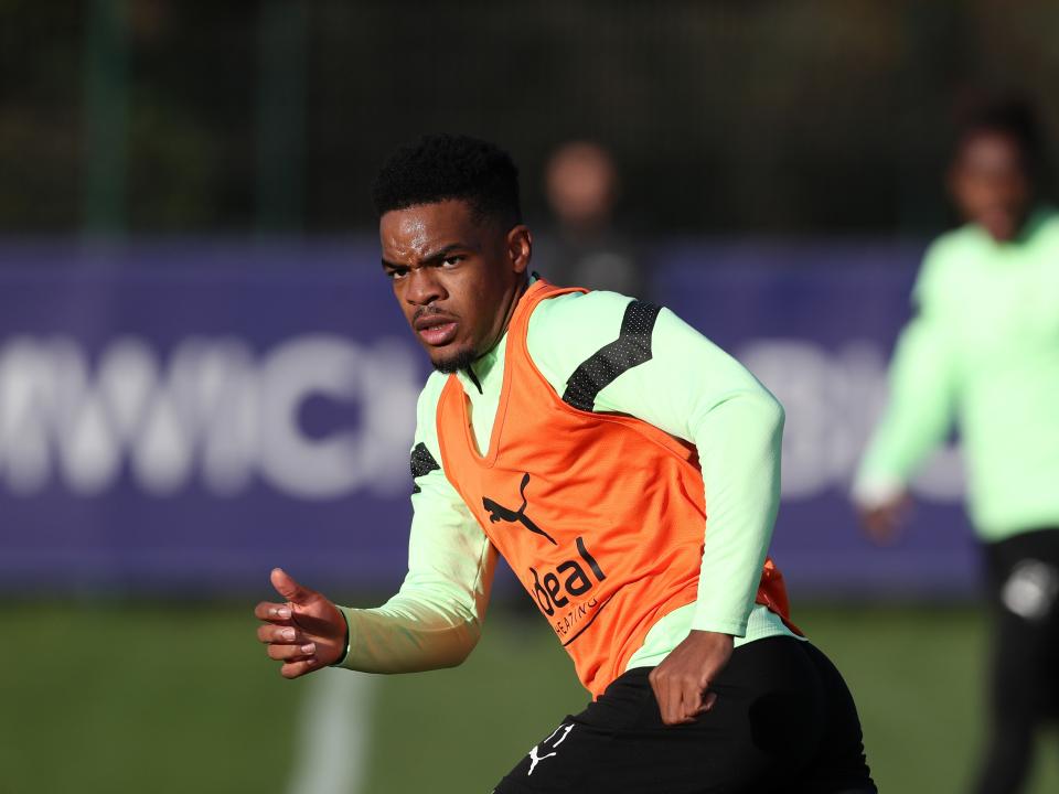 Grady Diangana in training