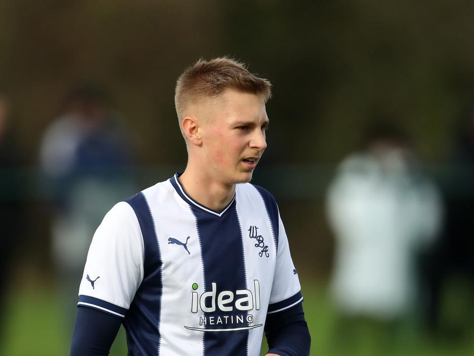 Layton Love in action 2022/23