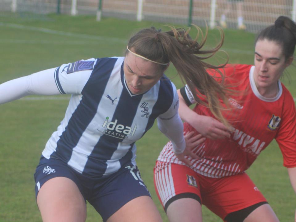 An image of Albion Women taking on Lye Town