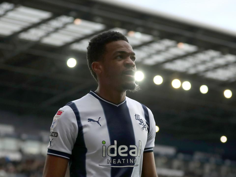 Grady Diangana in the home kit