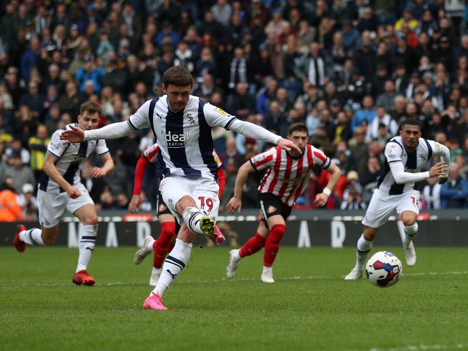 An image of John Swift scoring a penalty against Sunderland