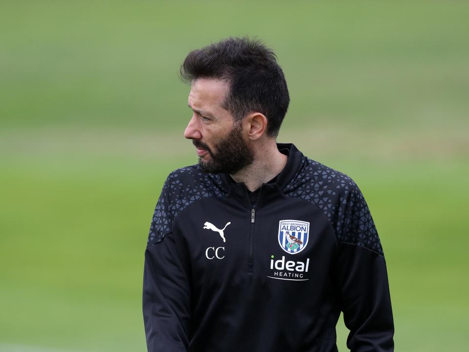 Carlos Corberán watches pre-season training 