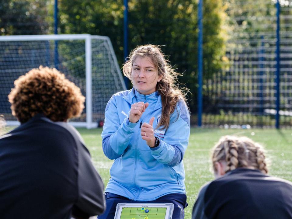 An image of new Albion Women Head Coach Siobhan Hodgetts
