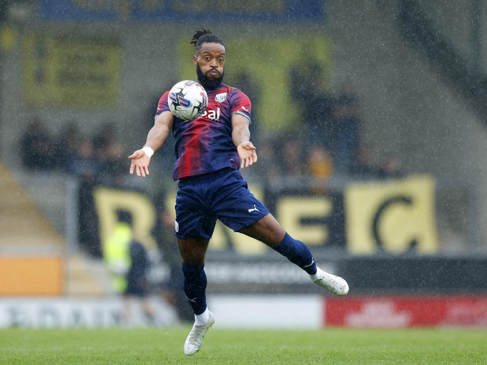 Burton pre-season friendly 23