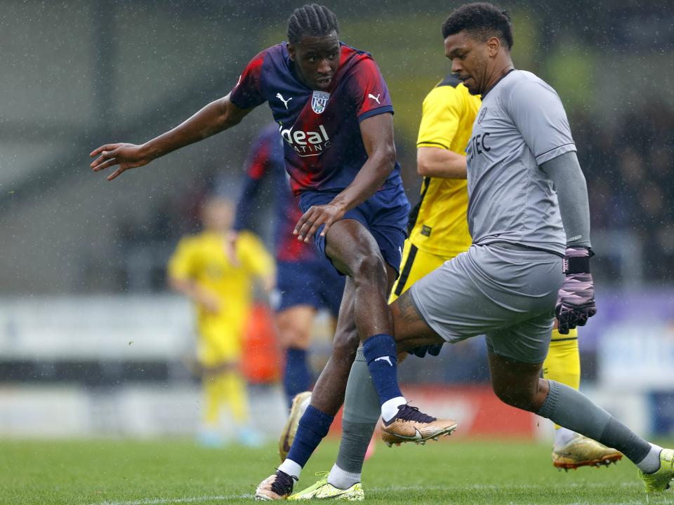 Burton pre-season friendly 18