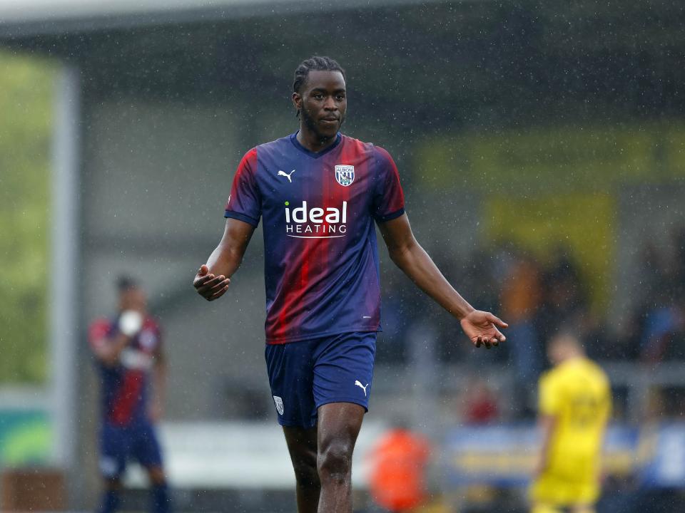 Burton pre-season friendly 24