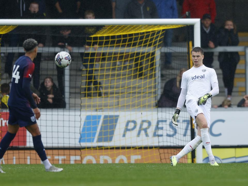 Burton pre-season friendly 44