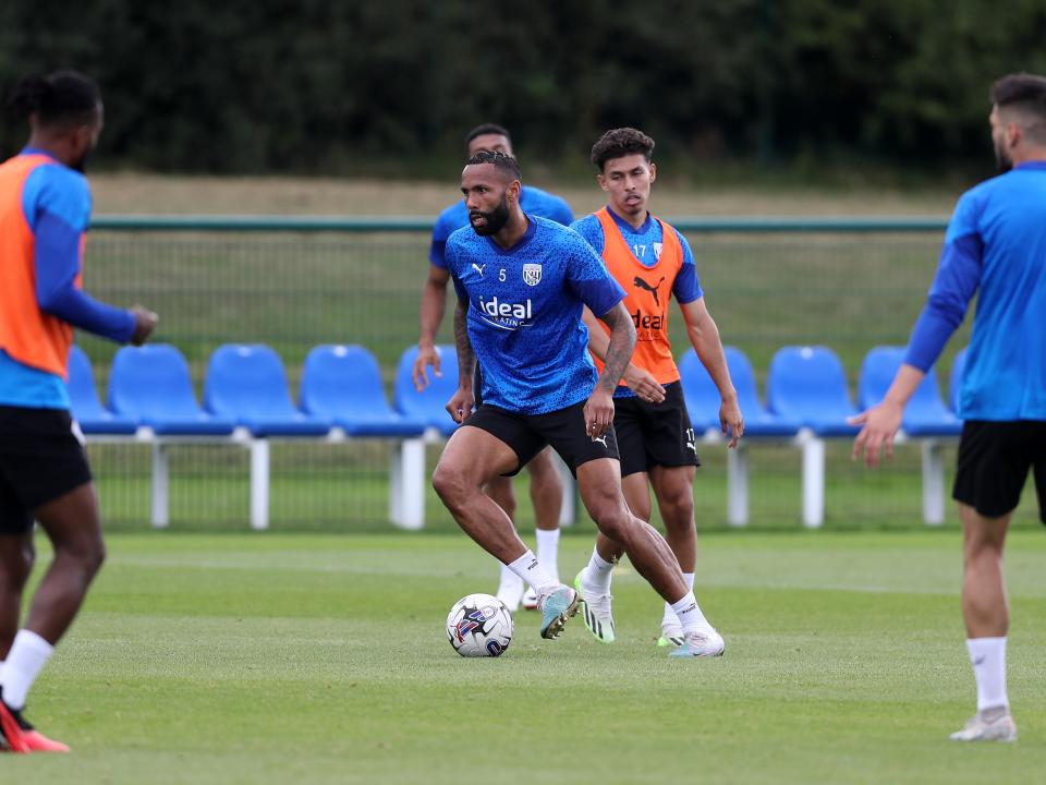 Kyle Bartley on the ball in training 