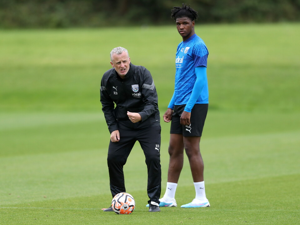 A photo of Under-21s boss Richard Beale taking training at the club's academy pitches