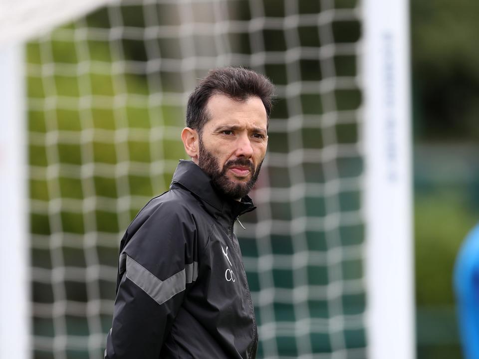 An image of Carlos Corberán at the club's training ground