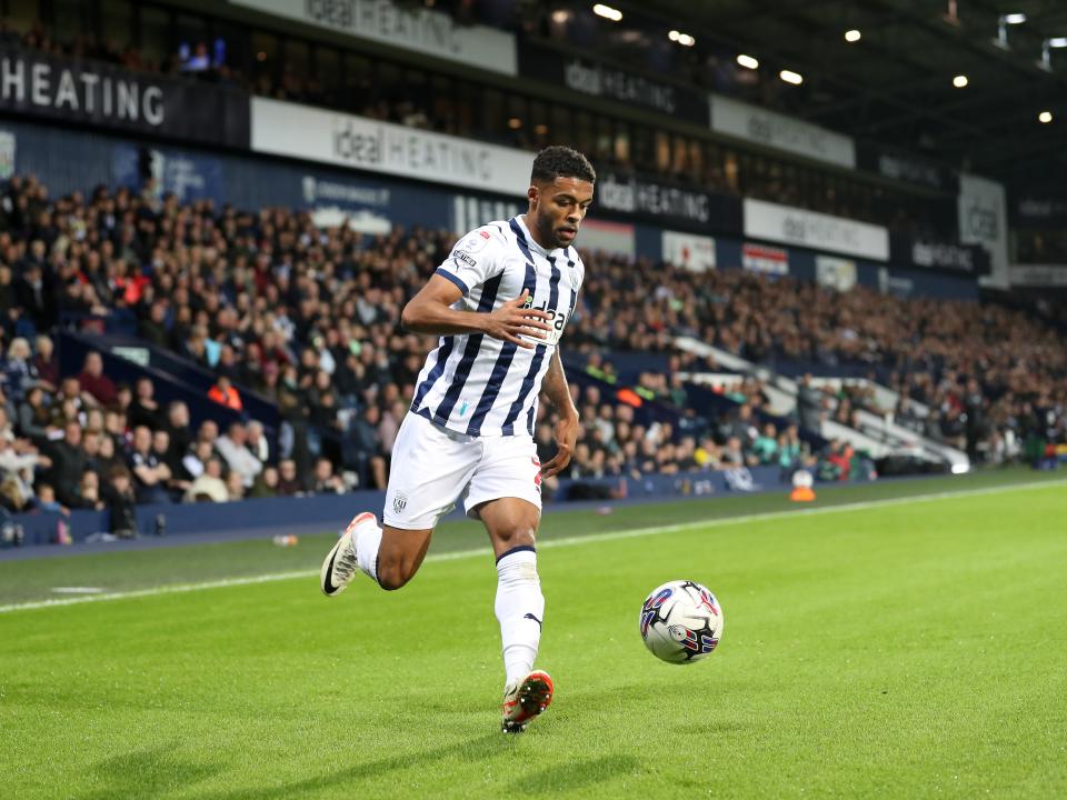 Darnell Furlong on the ball against Sheffield Wednesday