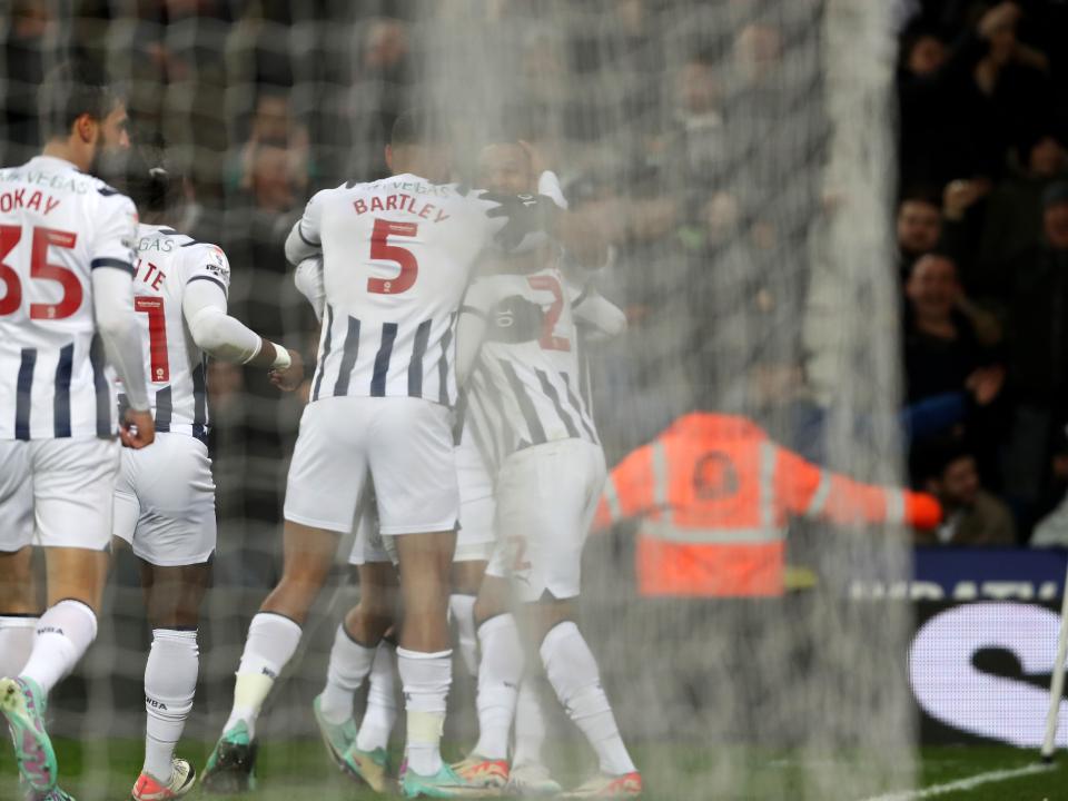 Albion players celebrate Darnell Furlong's goal against Ipswich 