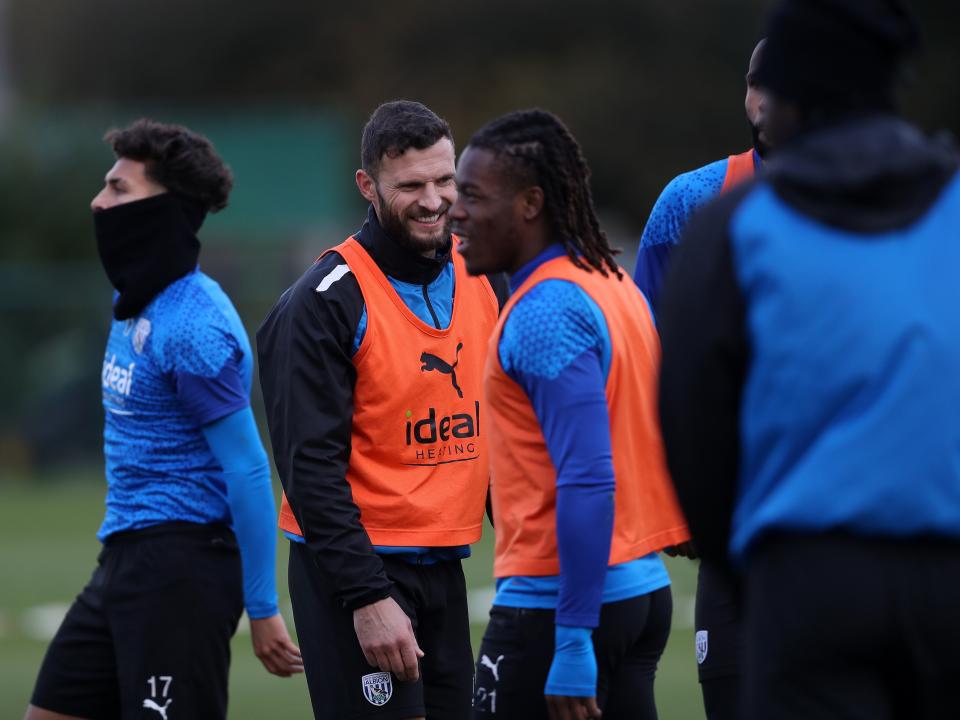 Erik Pieters smiling in training 