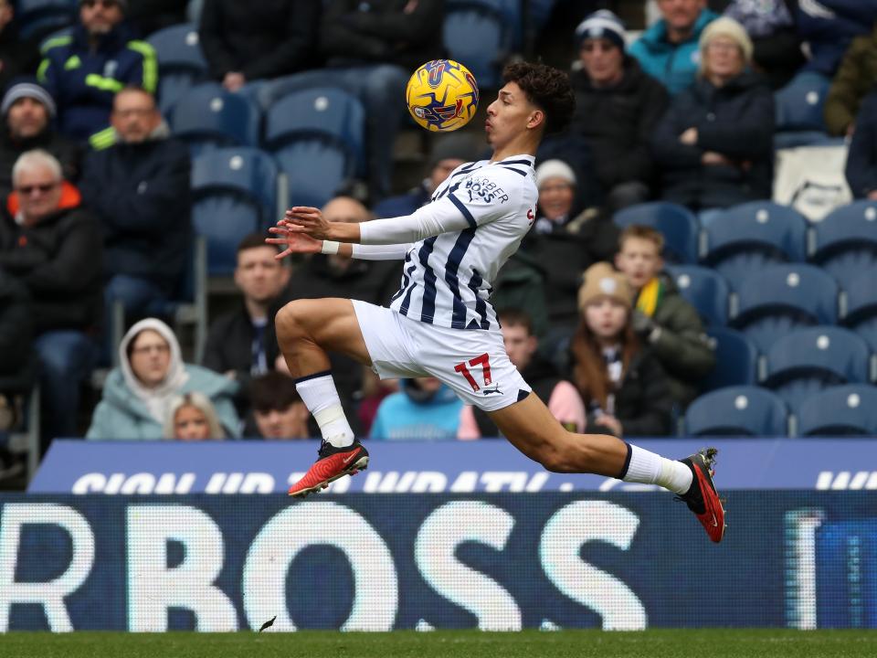Jeremy Sarmiento on the ball against Stoke