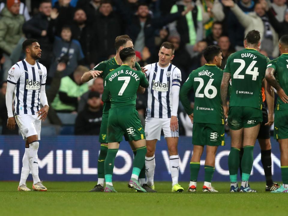 Borja Sainz is sent off against Albion for Norwich 