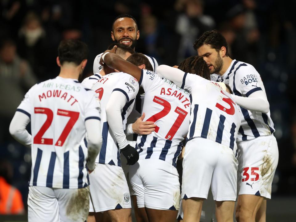 Albion players celebrate Brandon Thomas-Asante's goal against Norwich 