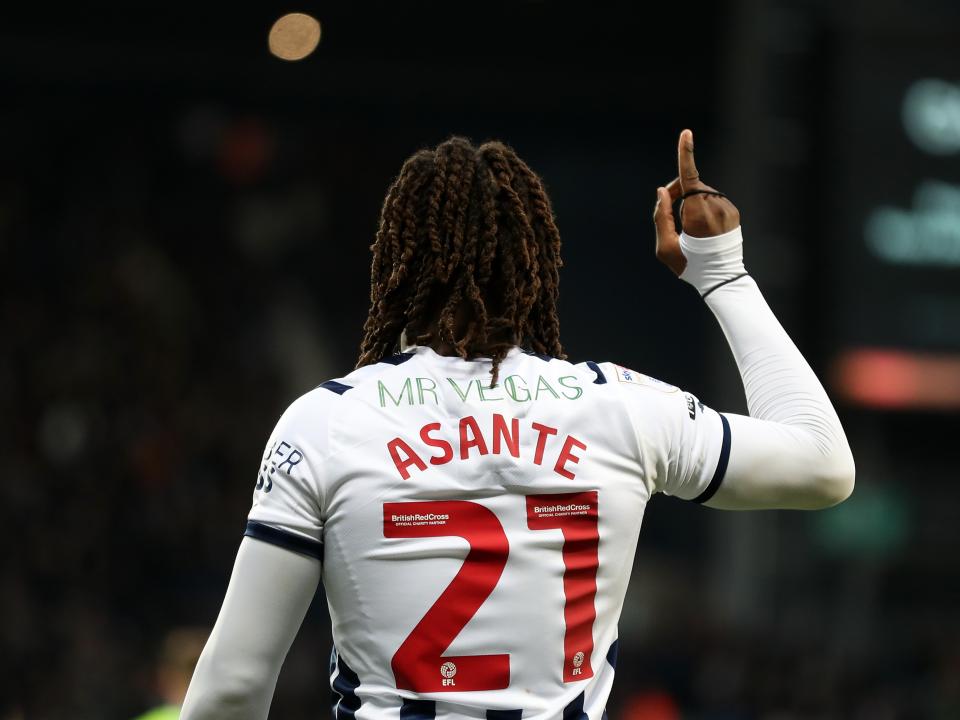 Brandon Thomas-Asante celebrates scoring against Blackburn