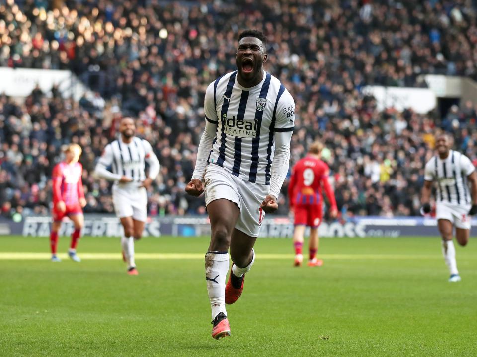 Daryl Dike celebrates scoring against Aldershot