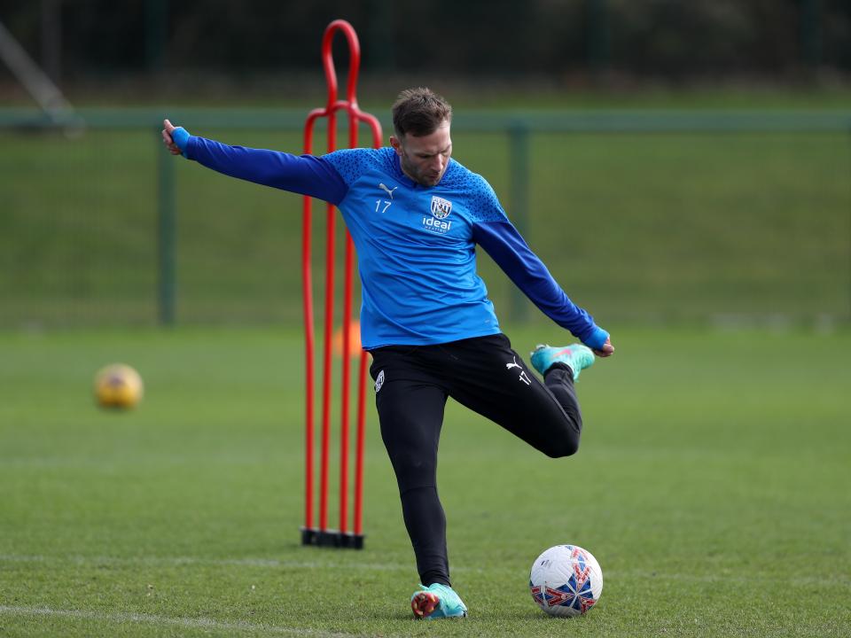 Andi Weimann shoots during a training session