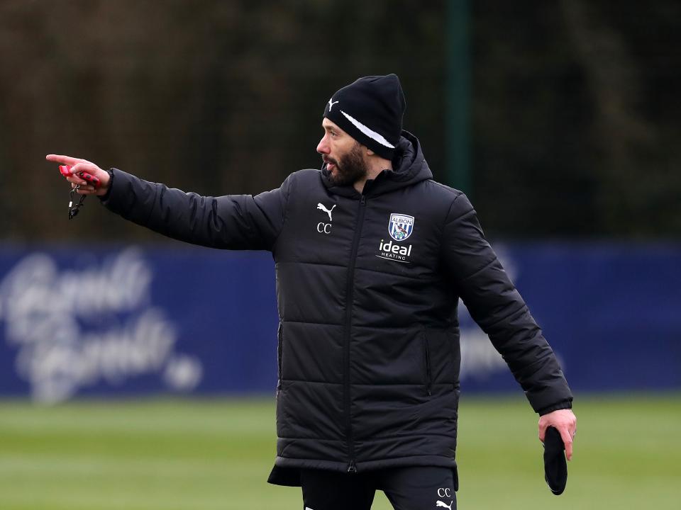 An image of Carlos Corberán coaching