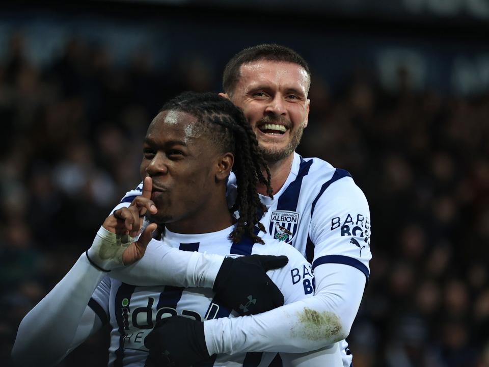 Brandon Thomas-Asante celebrates scoring against Blackburn with John Swift