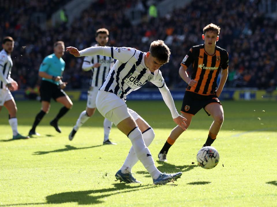 Tom Fellows on the ball against Hull City