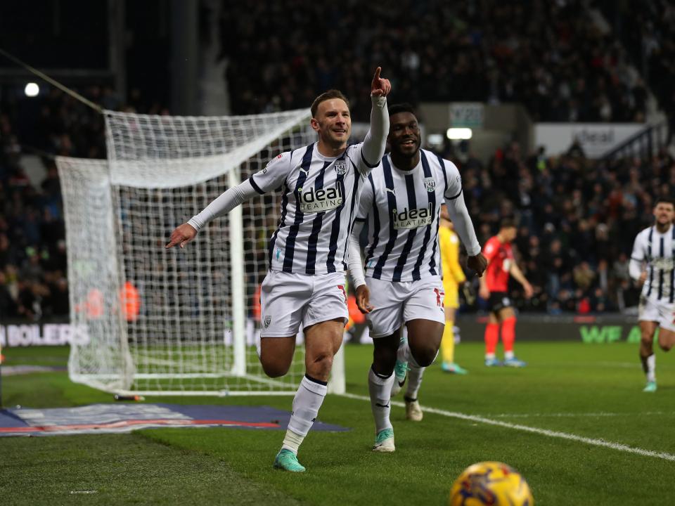 Andi Weimann celebrates scoring against Blues