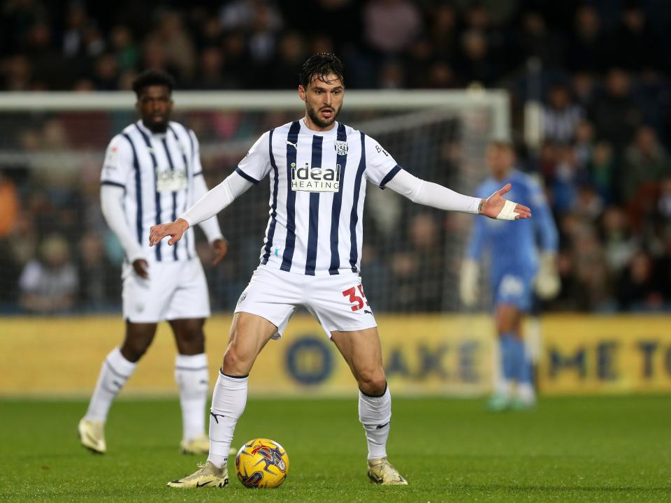 Okay Yokuslu on the ball against Cardiff City
