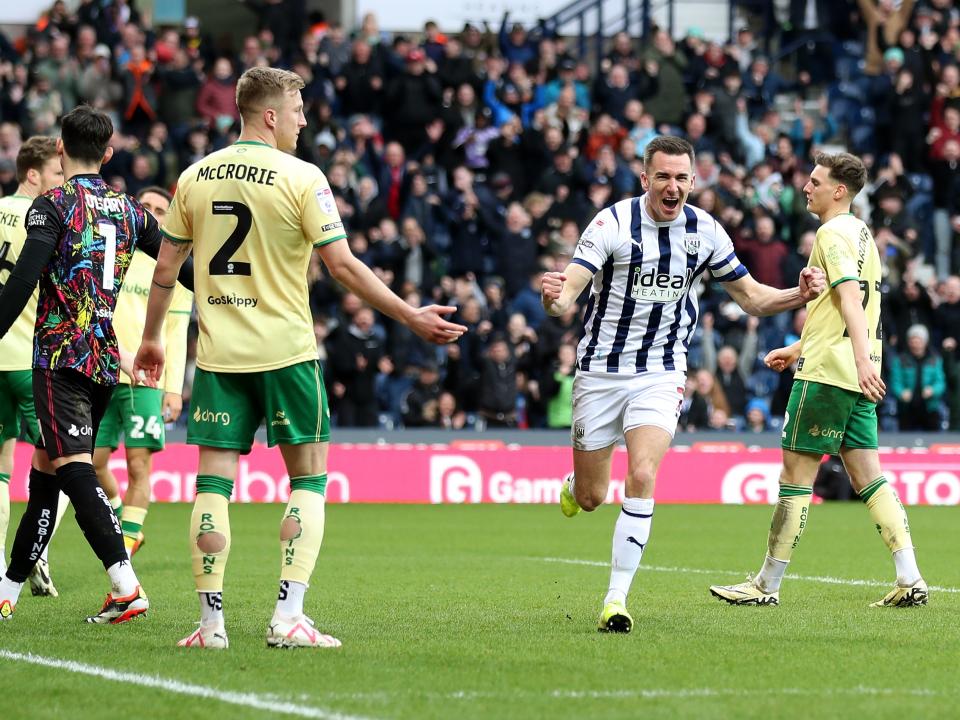 Jed Wallace celebrates scoring against Bristol City