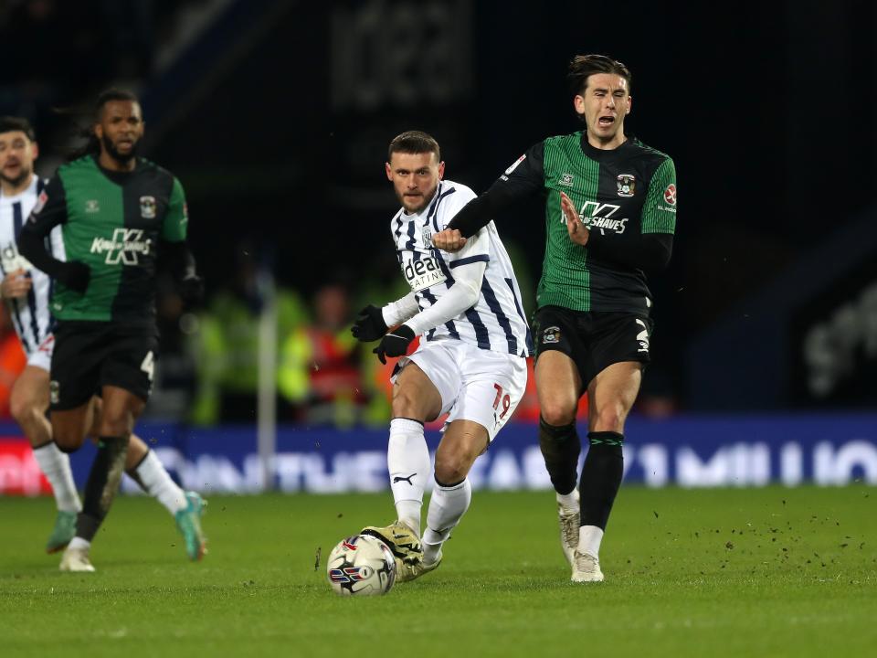 John Swift on the ball against Coventry 