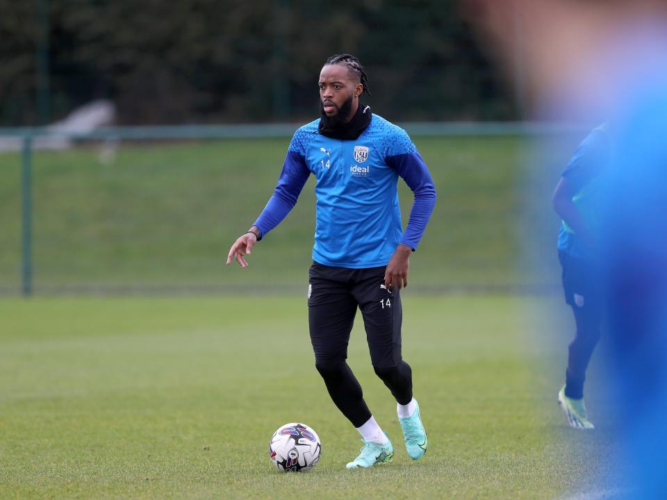 Nathaniel Chalobah on the ball during a training session