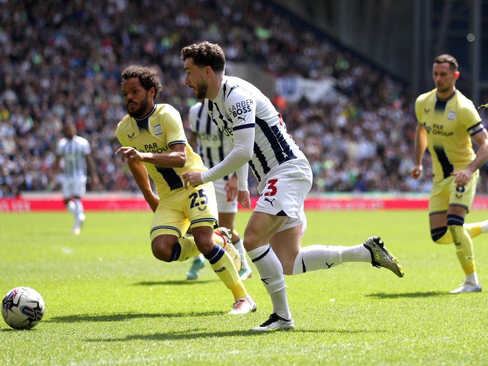 Mikey Johnston on the ball against Preston 