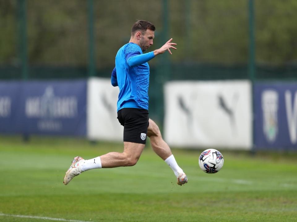 Andi Weimann volleying the ball during a training session 